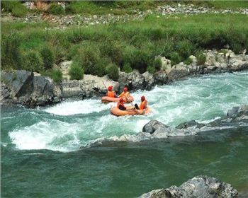 彩色地坪團(tuán)隊(duì)